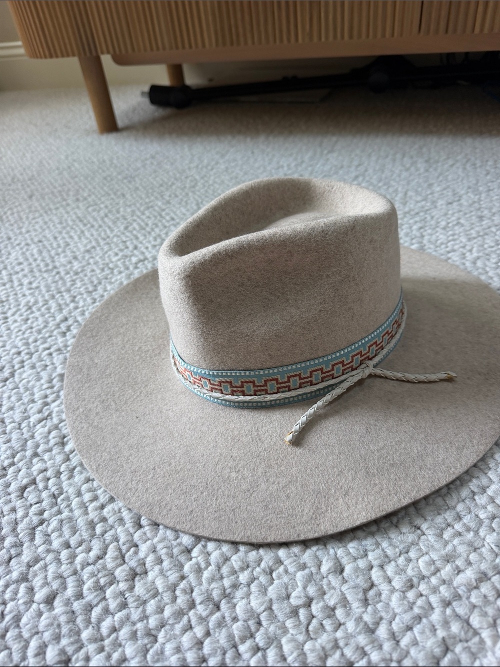 Women's Neutral Felt Rancher Hat with Decorative Geometric Band